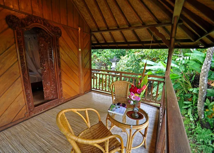 Puri Lumbung Restaurant & Munduk (Bali)