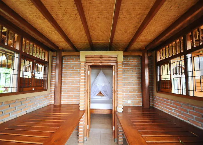 Puri Lumbung Restaurant & Holiday park 2*