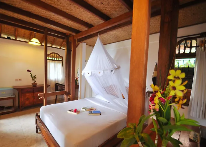 Puri Lumbung Restaurant & Munduk (Bali)