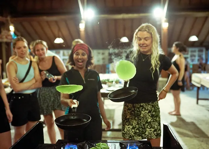 Puri Lumbung Restaurant & База отдыха