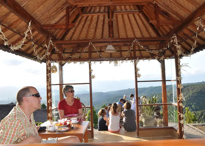 Puri Lumbung Restaurant & База отдыха