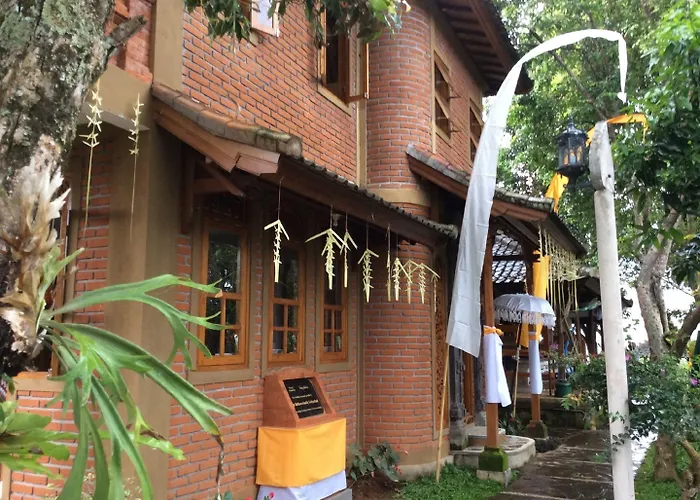 Holiday park Puri Lumbung Restaurant &