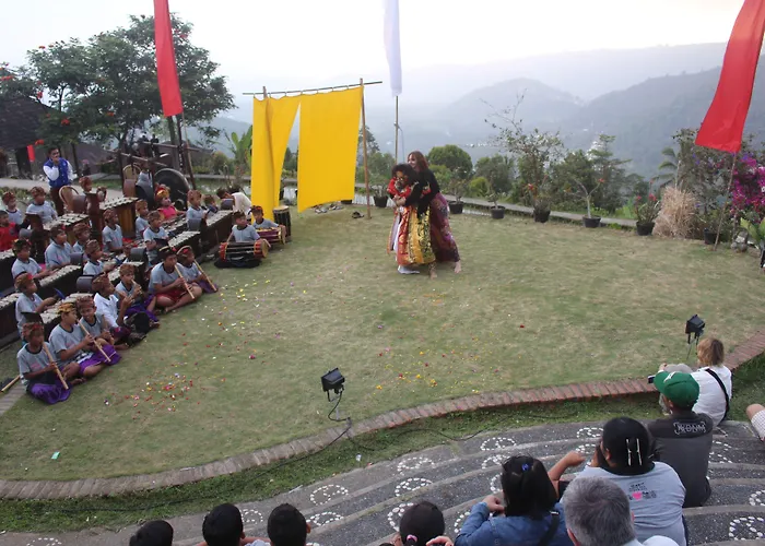 Puri Lumbung Restaurant & Holiday park Munduk (Bali)