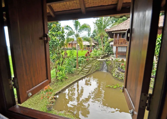 Puri Lumbung Restaurant & База отдыха 2*