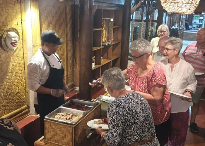Puri Lumbung Restaurant & Aldeamento Turístico Munduk