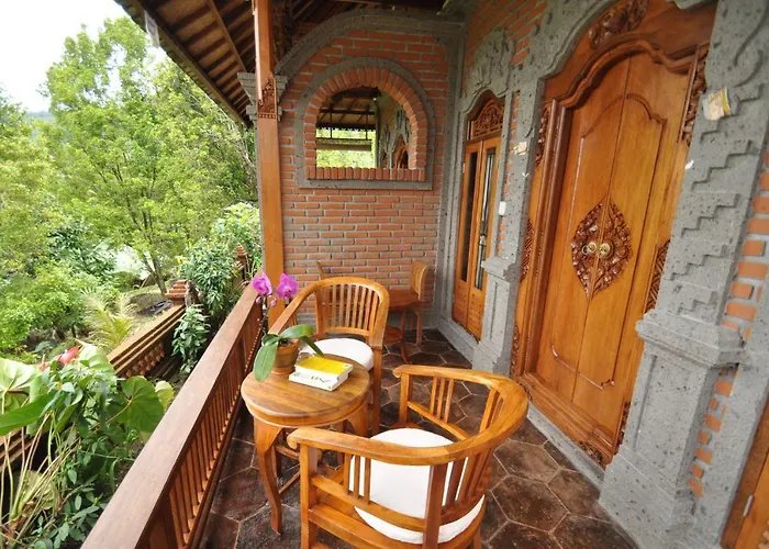 Puri Lumbung Restaurant & 2* Munduk (Bali)